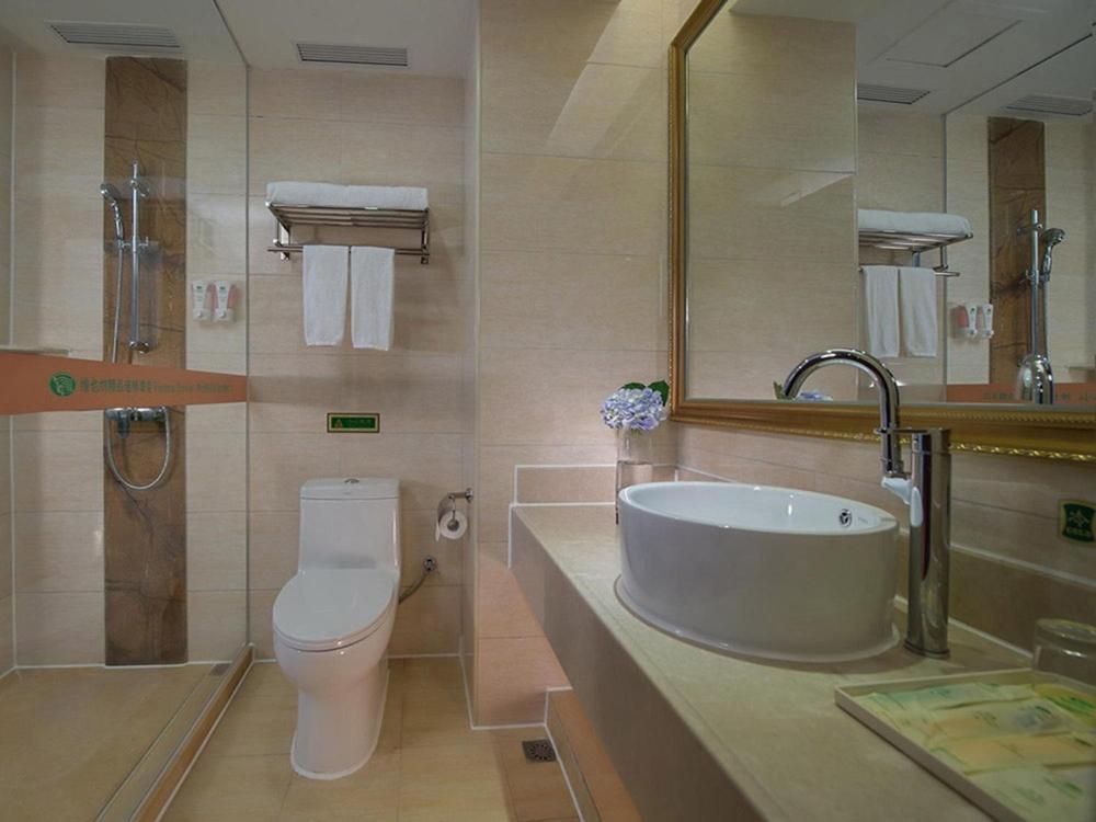 Vienna Hotel Chaozhou Plaza Exterior foto
